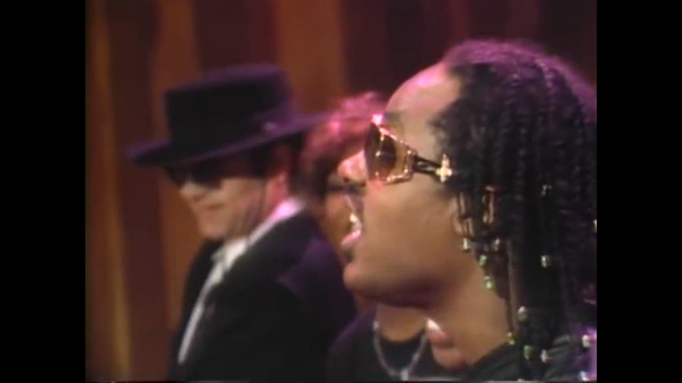 Dionne Warwick, Stevie Wonder, Elton John, Gladys Knight - "That's what friends are for" (1985) смотреть онлайн