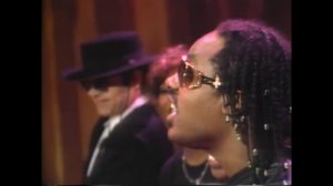 Dionne Warwick, Stevie Wonder, Elton John, Gladys Knight - «That's what friends are for» (1985)