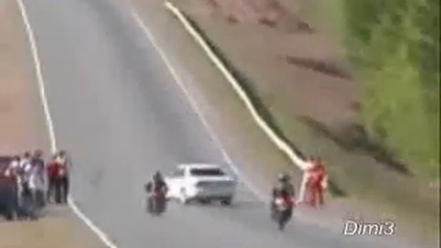 Мото в машину((