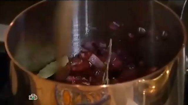 ЧЕЧЕВИЧНЫЙ СУП СО СВЕКЛОЙ И ШПИНАТОМ.