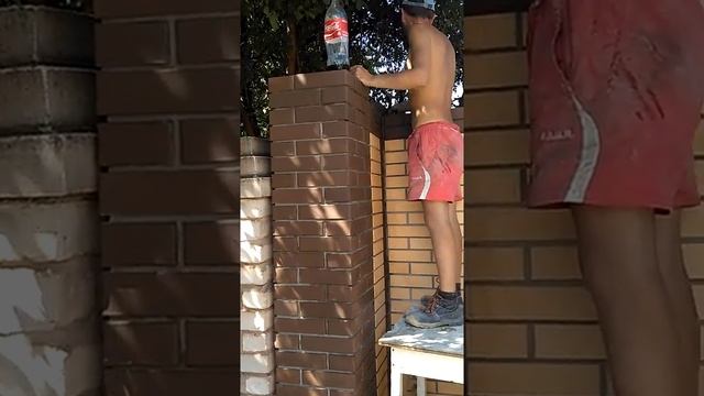 Облицовочный кирпич моем супер жидкостью от раствора.)) смотреть онлайн