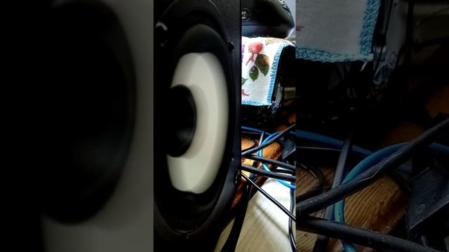 Басс тест microlab solo 1 смотреть онлайн