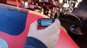 SUZUKI DF20as.Замена масло в лодочном моторе перед зимой .