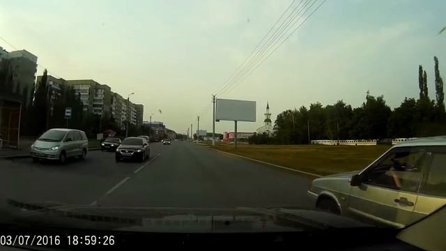 Проезд на запрещающий сигнал светофора