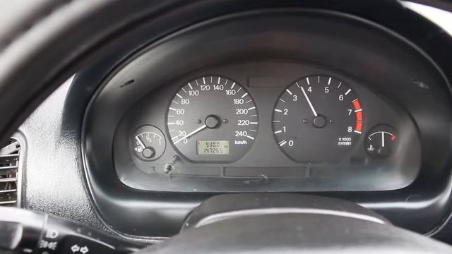 2003 Митсубиси Каризма Classic Обзор интерьер, экстерьер, двигатель смотреть онлайн