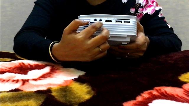 UNIC SIMPLIFIED MICRO PROJECTOR | HOME THEATRE | ENTERTAINMENT PROJECTOR | PROJECTOR REVIEW (TELUGU смотреть онлайн