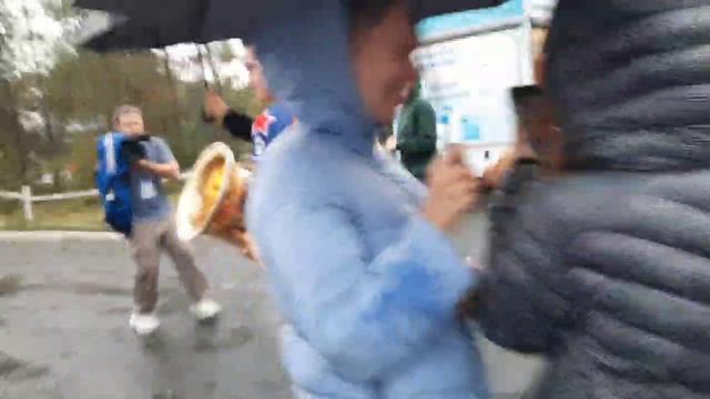 Владислав Каменев привёз Кубок Гагарина в Орск смотреть онлайн