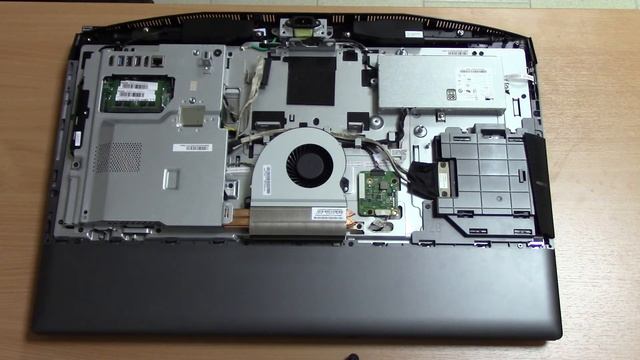 Разборка (upgrade) моноблока Lenovo 700-27 смотреть онлайн