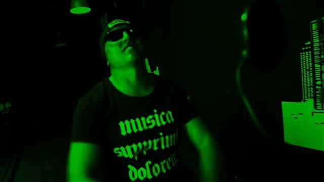 ХулигаН_72 - Мама смотреть онлайн