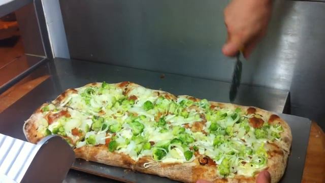 Pizzeria Fratelli Valle: pizza in pala, Autunno 2015 смотреть онлайн