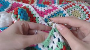 Плед в стиле бабушкин квадрат