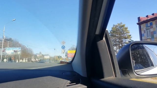 Ессентуки из окна авто. Октябрь 2018г смотреть онлайн