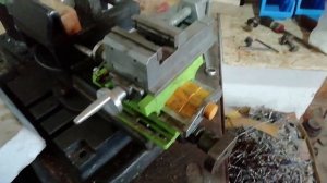 Фрезерная приставка к сверлильному станку  Коммунар 2м112, своими руками.