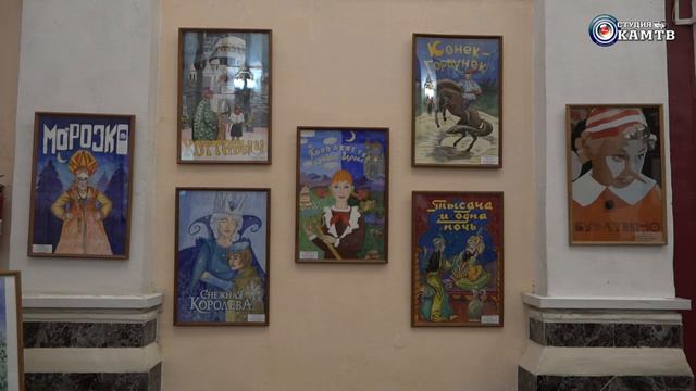 Выставка "Ангелы Рождества". Работы обучающихся «Художественной школы г. Макеевки» смотреть онлайн