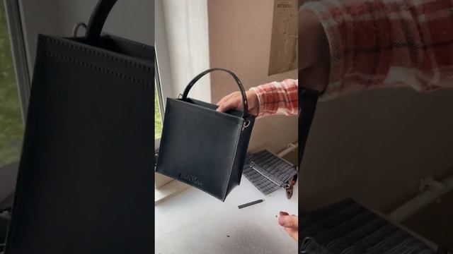 Сшили сумочку «Пальмира» полностью в чернос цвете ⬛️