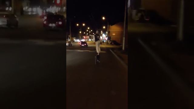 Стоя на велосипеде в Махачкале смотреть онлайн