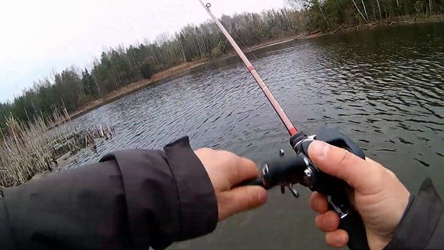 Тест катушки смазанной смазкой SHIMANO dg04 на рыбалке Ловля щуки в корчах спиннингом Серия 6 смотреть онлайн