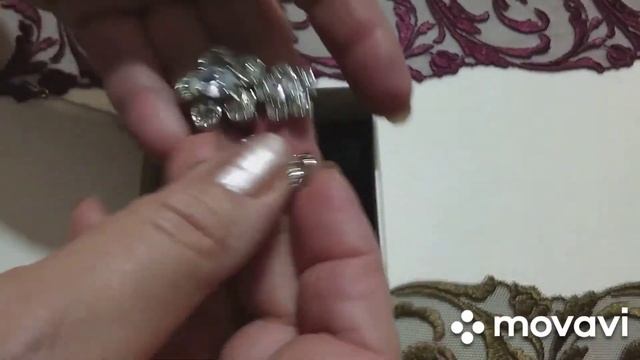 ИНТЕРЕСНАЯ БИЖУТЕРИЯ смотреть онлайн