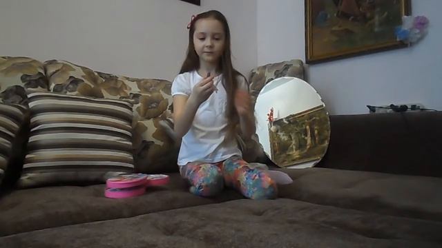 Распаковываем детскую косметичку (We are unboxing baby beautician)винкс смотреть онлайн