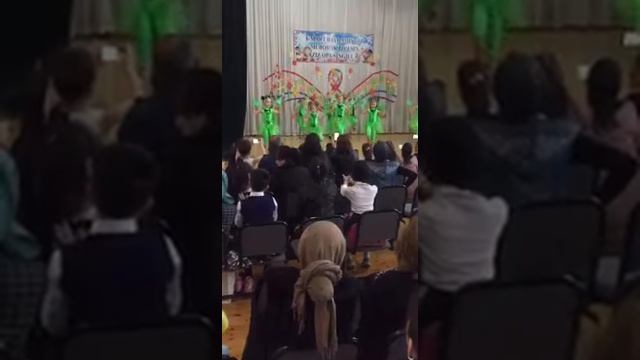 Танец Лягушачий хор музыкалная школа 4 Ташкент смотреть онлайн