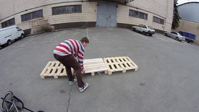 Видеошкола: Баннихоп (how to bunny hop) смотреть онлайн