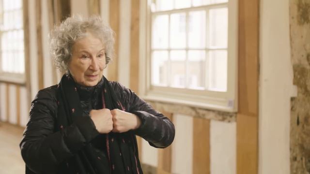 Margaret Atwood's Top 5 Writing Tips смотреть онлайн