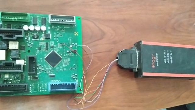 Read Fluence Renault UCH x95 by Iprog смотреть онлайн