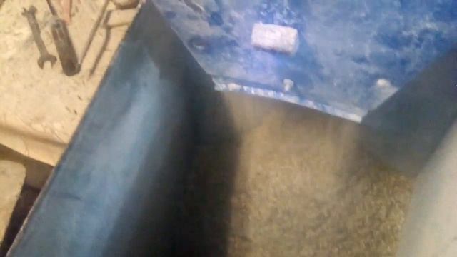 Зернодробилка зубр 1 смотреть онлайн