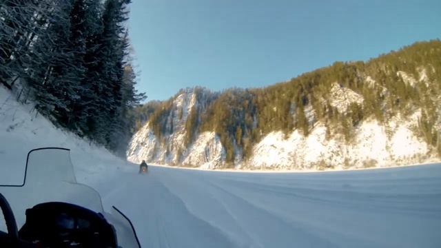 снегоходные приключения Москвичей в Сибири. смотреть онлайн