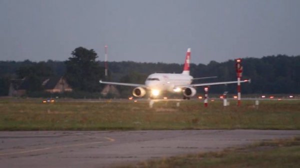 Swiss International Airbus A320-214 takeoff from Riga airport (RIX/EVRA) | August 2015