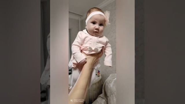 мая сестрёнка я её очень люблю а вы любите свою семью я очень люблю свою семью смотреть онлайн