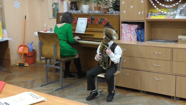 Маленькой ёлочке холодно зимой... Партия для фортепиано с альтом смотреть онлайн