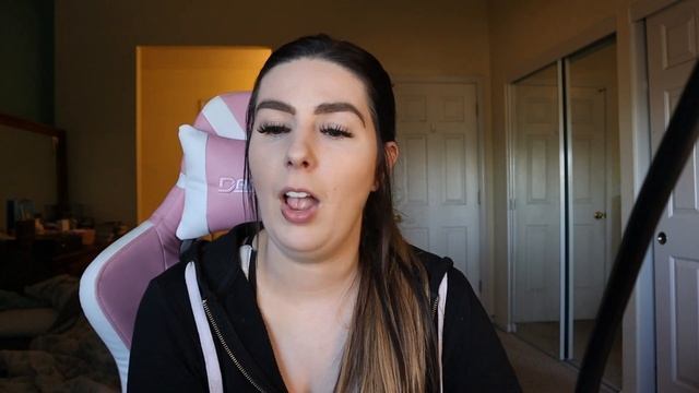 What I Make In A Week As A Server | Michelle Marie смотреть онлайн
