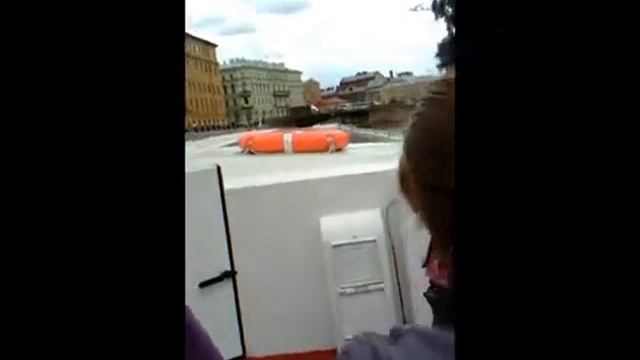 Санкт Петербург с воды (экскурсия по рекам и каналам) Ч.1 смотреть онлайн