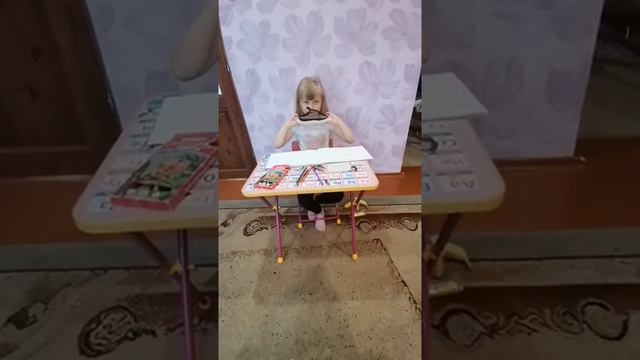 Угадай и нарисуй challenge💣/ Anyuta Like смотреть онлайн