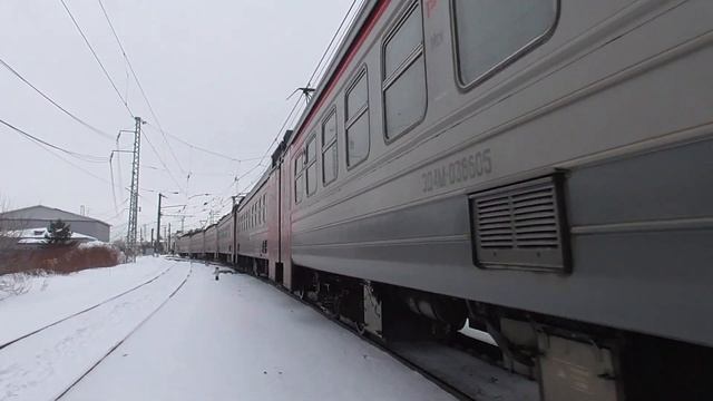 ЭД4М-0386. "Рэкс" С маршрутом Спутник - Александров. Отправляется со станции Сергиев - Посад. смотреть онлайн