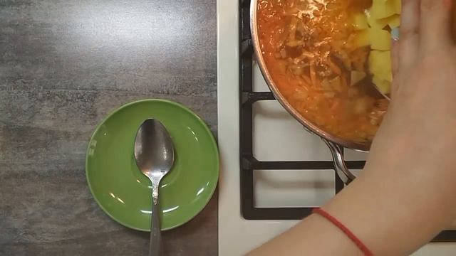 Суп с фрикадельками / Рецепт вкусного супа с фрикадельками смотреть онлайн