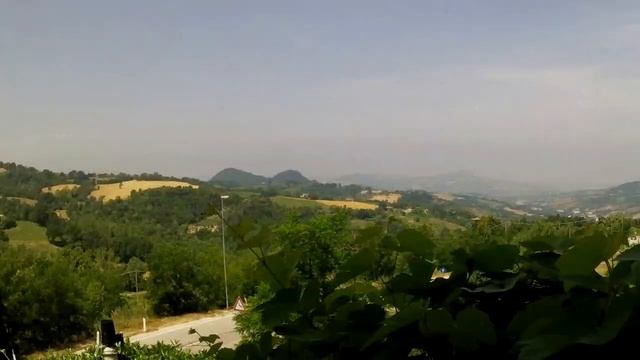 Это не большие запросы. Она просто знает себе цену. смотреть онлайн