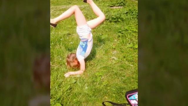 Фотосессия на природе вместе с Полиной Рябьевой смотреть онлайн
