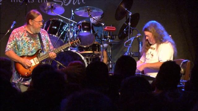 Playing In The Band performed by CUBENSIS смотреть онлайн