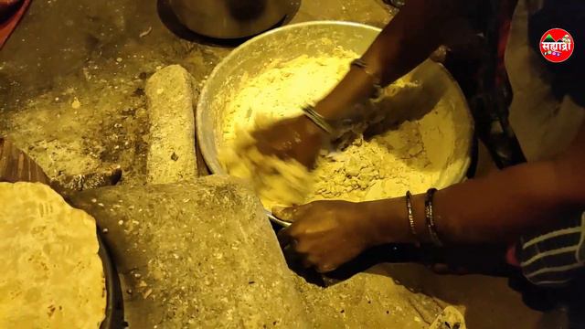 ग्रामीण संस्कृती जपत खवय्यांना आकर्षित करत आहे हॉटेल सातबारा | Sahyadrifood | 7-12 смотреть онлайн