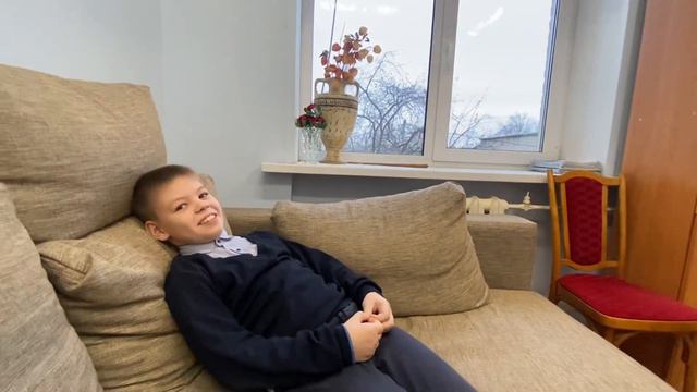 Поздравление с праздником «День мамы» от 4Б смотреть онлайн