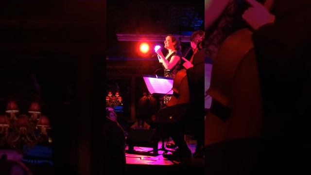 Laura Michelle Kelly at 54 Below: "I Wanna Dance With Somebody" смотреть онлайн