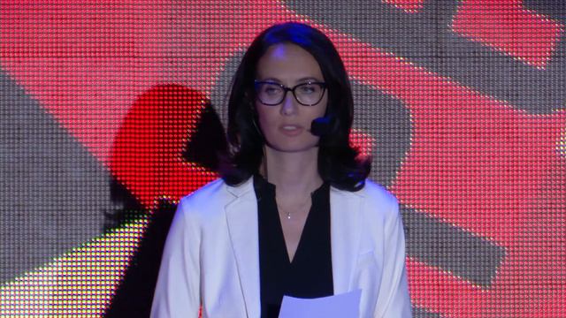 Как се казвате? | Надежда Данчева | TEDxSofia смотреть онлайн