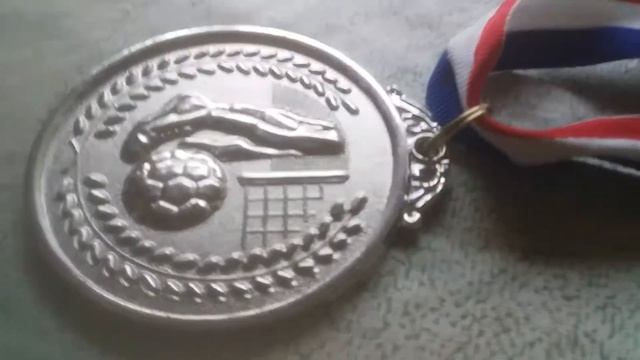 Я получил медаль по футболу смотреть онлайн