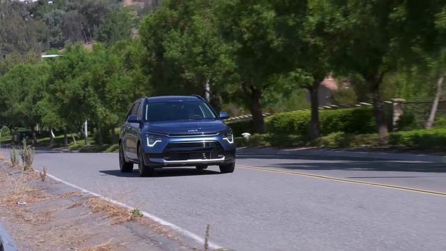 The 2023 Kia Niro Plug-In Hybrid Packs Style and Efficiency смотреть онлайн