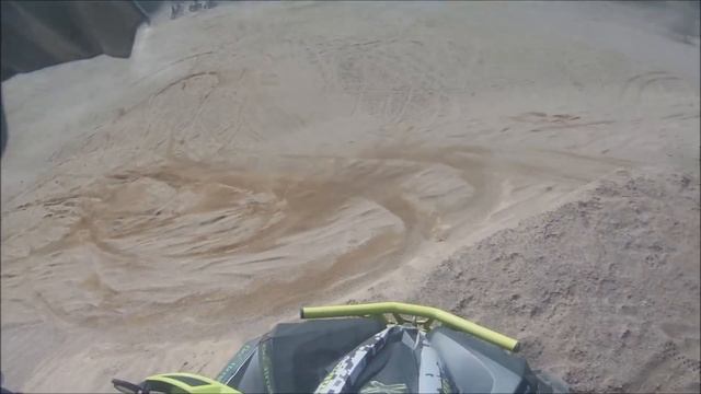 Can-am Renegade 1000 XXC gravel pit riding смотреть онлайн