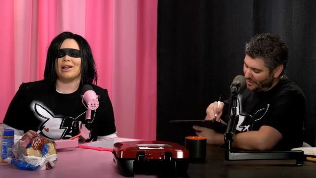 Pop Culture Trivia War & Friendship With Shane Is Over - Frenemies #18 смотреть онлайн