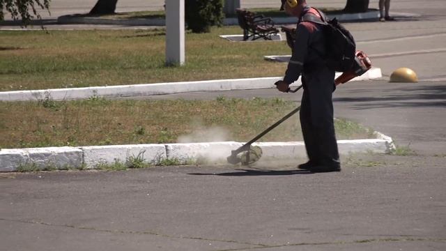 Летняя страда работников участка зеленого хозяйства ЖРЭУ смотреть онлайн