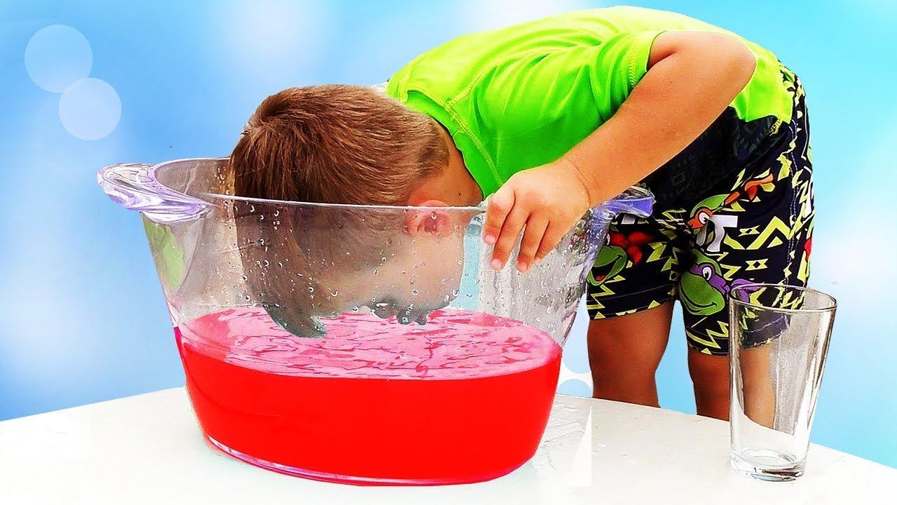 Funny Kids Roma And Diana Try Color Drinks